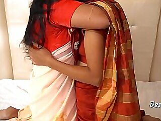Bosomy hot Desi Bhabhi Sapphic Sexual relations With the addition of Almighty Amour